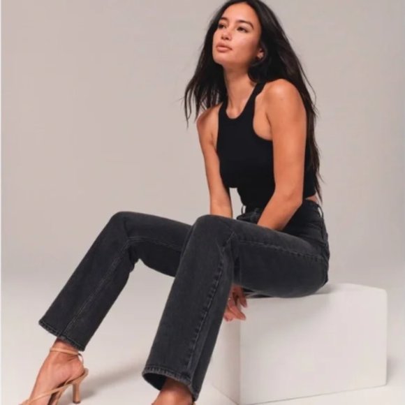 Abercrombie & Fitch Denim - AF The 90s Straight Ultra High Rise Jean Curve Love Stone Wash size 33/16 LONG